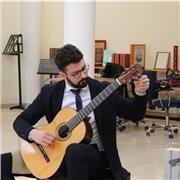 Insegnante di Chitarra offre lezioni private (anche a domicilio) in provincia di Ragusa